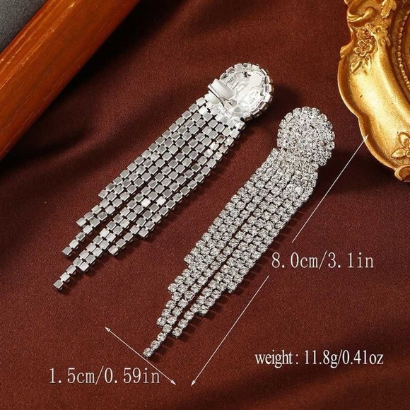 Tassel Earrings (clip on)
(New) - Picture 6 of 10